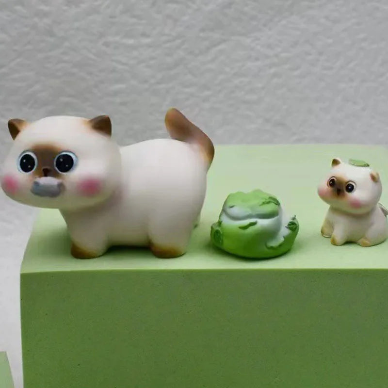 🐱✨ Azuki Siamese Cat Blind Box Figure ✨🐱
