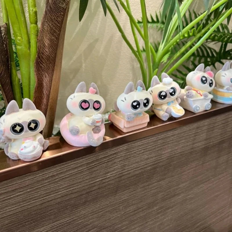 🐱✨ Azuki Siamese Cat Summer Series Blind Box Figure ✨🐱
