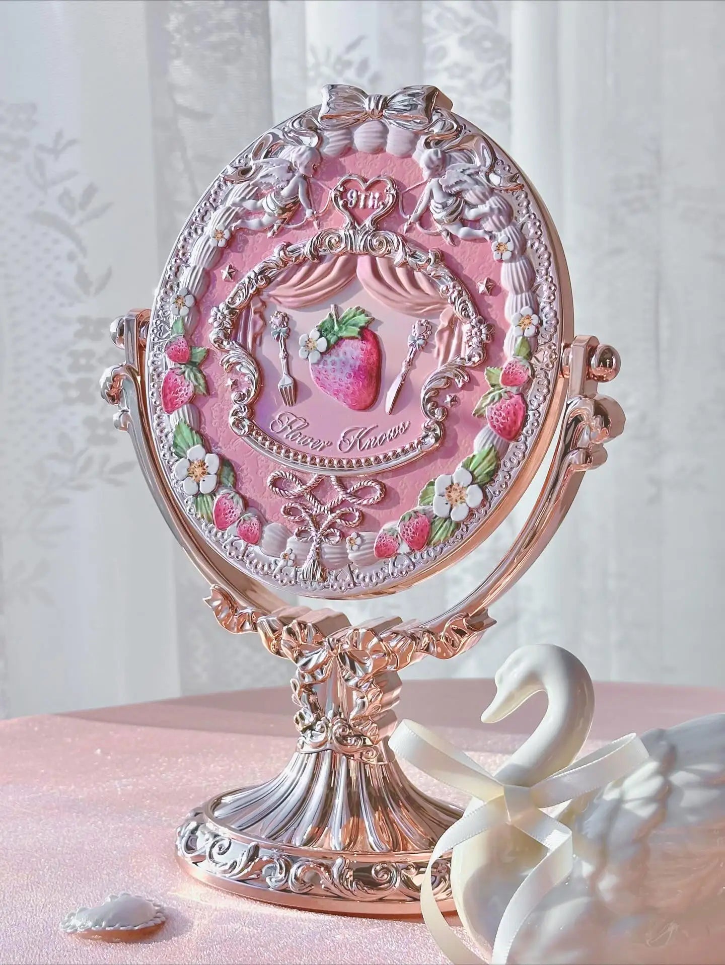 ✨ Flower Knows Vanity, Paddle Brush & Cup ✨