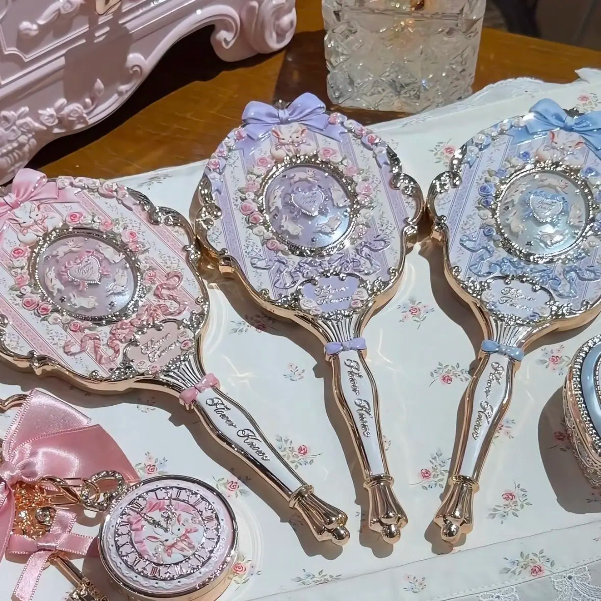 ✨🌸 FlowerKnows Mirror 🌸✨